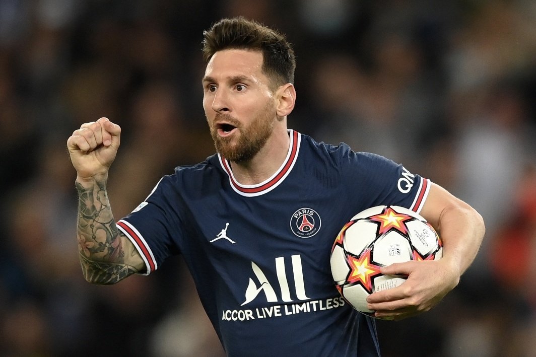 racingblogger's tweet photo. ✨ If MESSI scores against Manchester City in the Champions League tonight I'll give £50 CASH to one of you! 💷

To Enter:

1️⃣ RT this tweet
2️⃣ Follow @racingblogger

#MCIPSG #ChampionsLeague ⚽️ https://t.co/51IOgKi4U2