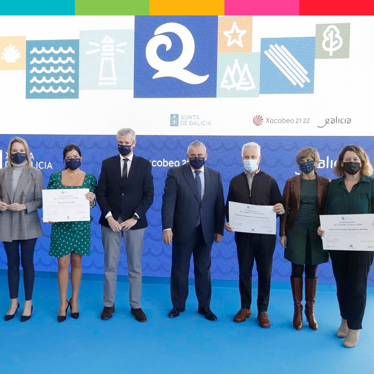 O alcalde de Poio, Luciano Sobral, recolleu  en Vigo o distintivo Q de Calidade Turística outorgado no ano 2020 á oficina de información turística situada no Casal de Ferreirós. 

#turismo #tourism #calidade  #poio #poiohoxe #imaxes #novas #actualidade #pontevedra #riasbaixas