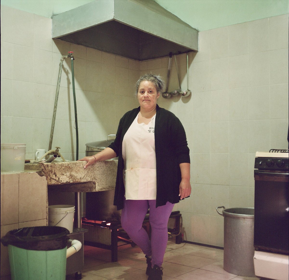 chavatweets1's tweet photo. My family has been running this menudo joint in Guadalajara since the 1960’s. Started by my grandfather it’s now run by 2 of my aunts who work day in and out to keep this family joint going. The smell of Chile roasting takes me back to my childhood growing up around this place. https://t.co/6gDK1MpA46