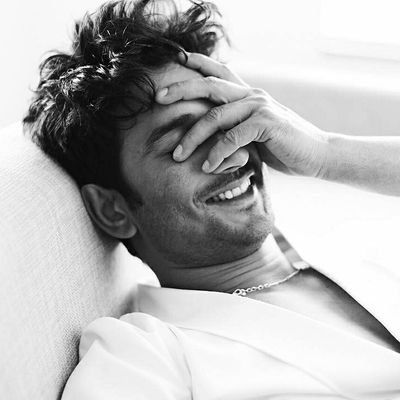 its_krutika's tweet photo. “I have late night conversations with the moon, he tells me about the sun and I tell him about you.”

😌❤
#SushantSinghRajput 
Sushant Singh Rajput https://t.co/sXiHdk0vD4