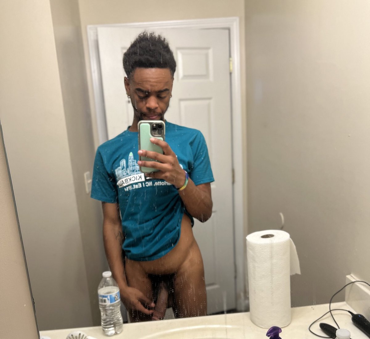 ilik_wilson's tweet photo. 😈 cum put it in yo mouth den. Excuse my head just woke up https://t.co/WBDZktCAlO