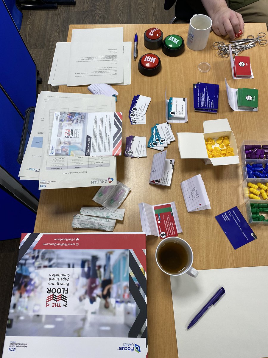 edocsojo's tweet photo. @NUHDREEAM presents #HST teaching with @TheFloorGame #EMleadership @RCollEM #newcurriculum #education #QMCregistrars #PatientSafety #NTS @faizal_faruqi @drlisyloo @RebeccaRaven100 @hadden_chris https://t.co/8TLUPnr4pN