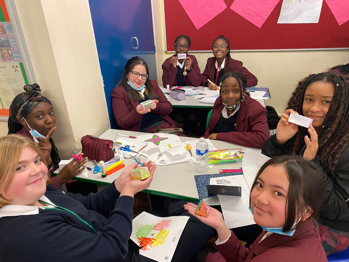 Maths_StAnnes's tweet photo. Mrs Musekiwa’s amazing Years 8 students showed their creativity today in maths by making and decorating 3D shapes from their nets @StAnnes_N13  🎉🎉 #edutwitter #creativemaths https://t.co/Jd5ZSpoLfW