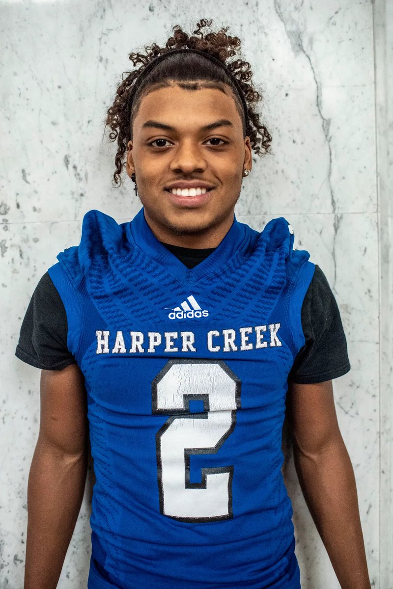 youngGoat523's tweet photo. Proud to say I was selected 1st team All-region “Athlete”, all-league, and the all-city football team. Hoping to continue my football career someplace👀👀🚀 https://t.co/X1QFsQhGEK