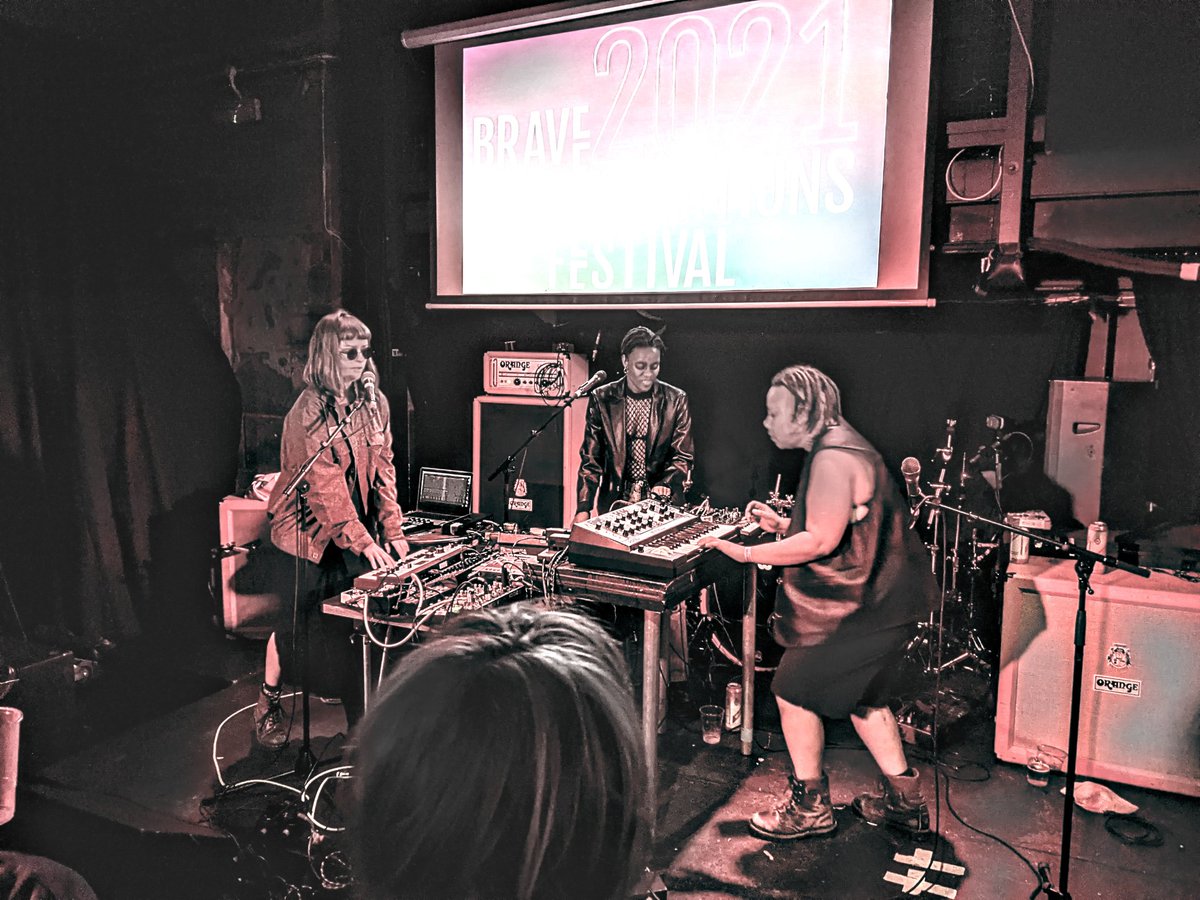 I Love My Brick (@ilmbrick) on Twitter photo Day 2 of <a href="/BEF_21/">Brave Exhibitions Festival</a>... featuring LOTS OF PEOPLE.
A joyful opening set from <a href="/RUTHLYON_/">Ruth Lyon</a>, fuzzed up goth and new wave from <a href="/DentonWilde/">William Denton Wilde</a>, Ballpeen being Ballpeen, idiosyncratic industrial synth from <a href="/prettygrim/">Pretty Grim</a>... Day 2 of <a href="/BEF_21/">Brave Exhibitions Festival</a>... featuring LOTS OF PEOPLE.
A joyful opening set from <a href="/RUTHLYON_/">Ruth Lyon</a>, fuzzed up goth and new wave from <a href="/DentonWilde/">William Denton Wilde</a>, Ballpeen being Ballpeen, idiosyncratic industrial synth from <a href="/prettygrim/">Pretty Grim</a>...