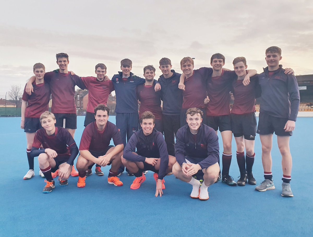 ScarColl_DOS's tweet photo. Our @ScarboroughCol1 1st XI Boys' took on @QEGSYorkshire in a preseason fixture this afternoon. 

A 2-1 win to Qegs but an extremely valuable afternoon as a first match together, developing team fundamentals and connections. 

Thanks for hosting @DannyBeza @WakefieldHockey https://t.co/ZW8SO06EZI