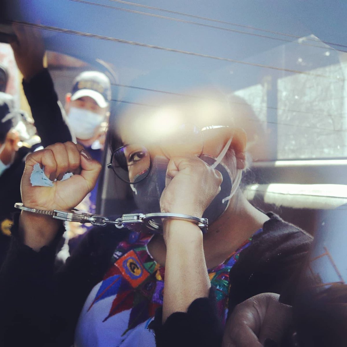 XinicoSandra's tweet image. #LibertadParaNanciSinto 
Nanci Chiriz Sinto es una mujer kaqchikel que ha puesto el cuerpo para luchar contra el racismo, el patriarcado y las múltiples injusticias que se cometen en este país; Nanci es una mujer valiente que ha alzado la voz,