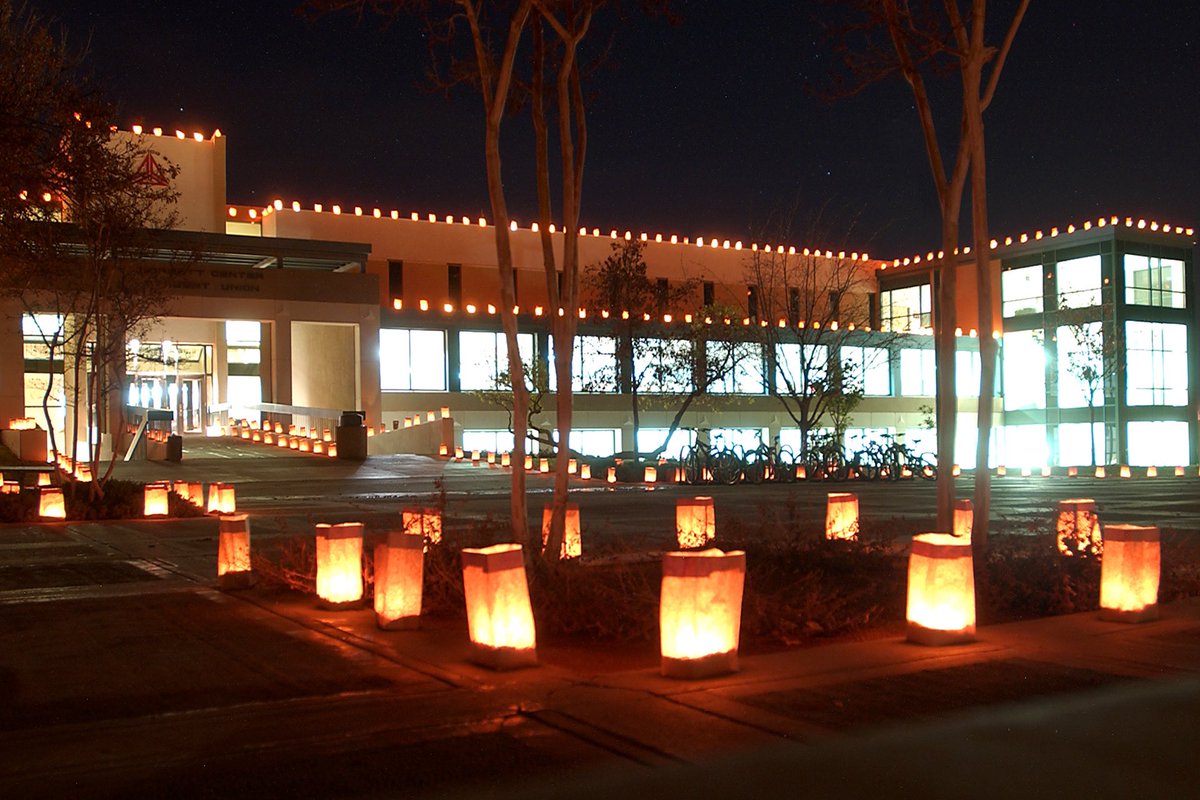 On December 5, the longtime tradition “Noche de Luminarias,” or “Night of Lights,” is set to make its return to New Mexico State University after pressing pause last year due to the pandemic. Read more at bit.ly/3DROM8r
