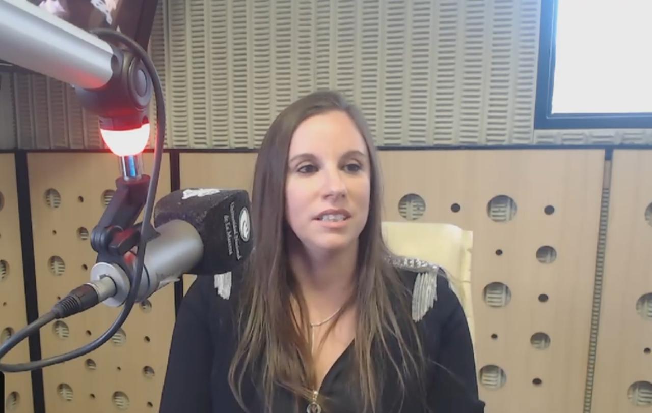 Radio Universidad auf Twitter: „??????????#Judiciales Columna en #LQM de  Magistrados y Funcionarios de #LaMatanza . Alejandro Fernández (pro-  secretario de la Secretaria de Cultura de la entidad) vino con la Dra. Maite