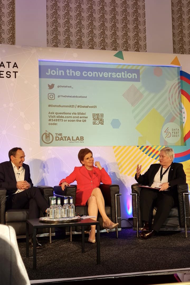 _stephanieboyle's tweet image. What a great day at #DataSummit21 today 🎉 Four excellent keynotes, lots of interesting fringe sessions, and SO nice meeting so many of you in 3D finally 👩🏻‍💻

And to all who came to our technical round table discussion, your feedback and insights were great - THANK YOU 🙌🏼