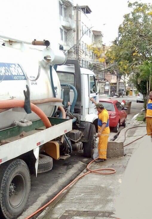 IrajaDemandas's tweet photo. Desobstrução de esgotos na rua Gustavo de Andrade em iraja! 
Esse pedido foi feito pelo deputado Val Ceasa. 
Quem ama cuida! 🤝 https://t.co/qzGP5urjRY