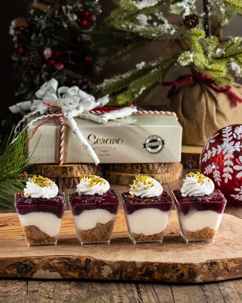 It’s not a party unless we’re there!!! 🎉🎉🎉 #mini #blueberry #cheesecakecups #cheesecake #dessert #desserttable #christmasdessert #partydesserts #dinnerideas #hostess #christmasparty #christmasdinner #bakery #bake #torontobakery #tastethesix #tastetoronto #torontofood #toronto
