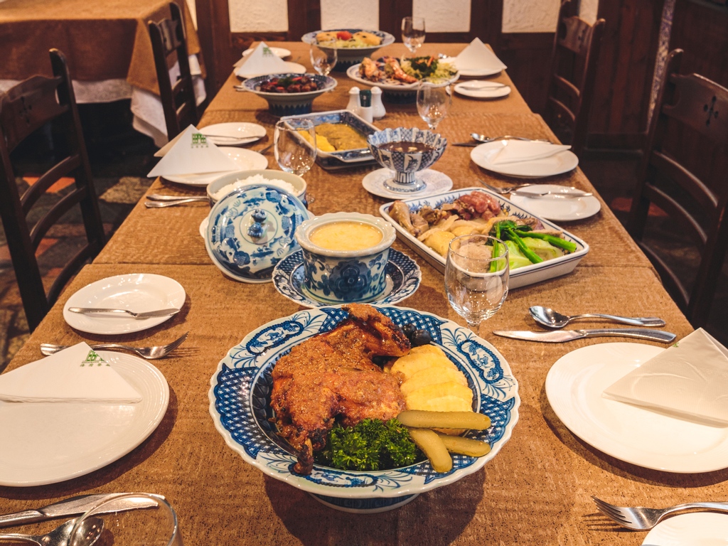 Not us thinking about all the yummy dishes in Macao 🤤