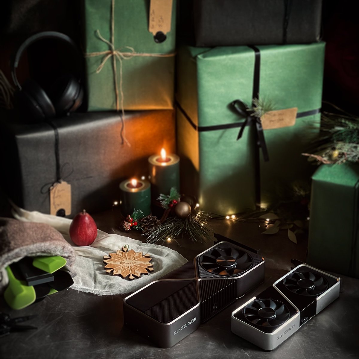 ¡Gana una GeForce RTX 3080 Ti celebrando a los creadores de juegos! 💚📽🎙🎨

1. RT
2. Etiqueta al creador de juegos que te enseñó algo (¡y cuéntanos qué!) En las respuestas con #PlayItForward.
3. Si se selecciona, ¡AMBOS ganarán nuevas GPU + 2 más para la comunidad de creadores!