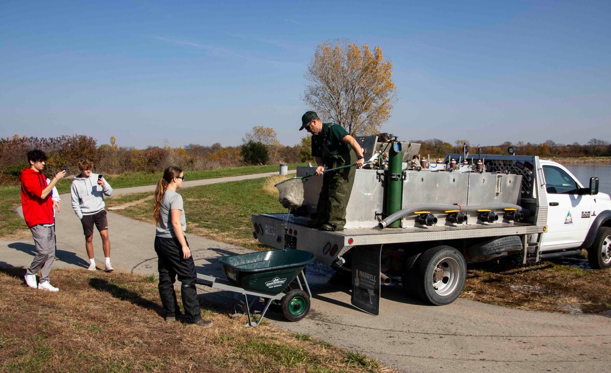 raypecschools's tweet photo. Students from the Ray-Pec Enterprise &amp; Design program are helping @mdc_online improve the process for stocking Johnston Lake in Raymore with rainbow trout. Ray-Pec E&amp;D students earn credits  while working on real-world projects. #raypec #aschoolofchoicerp https://t.co/ermkjRY08g https://t.co/miNSBd6QBO
