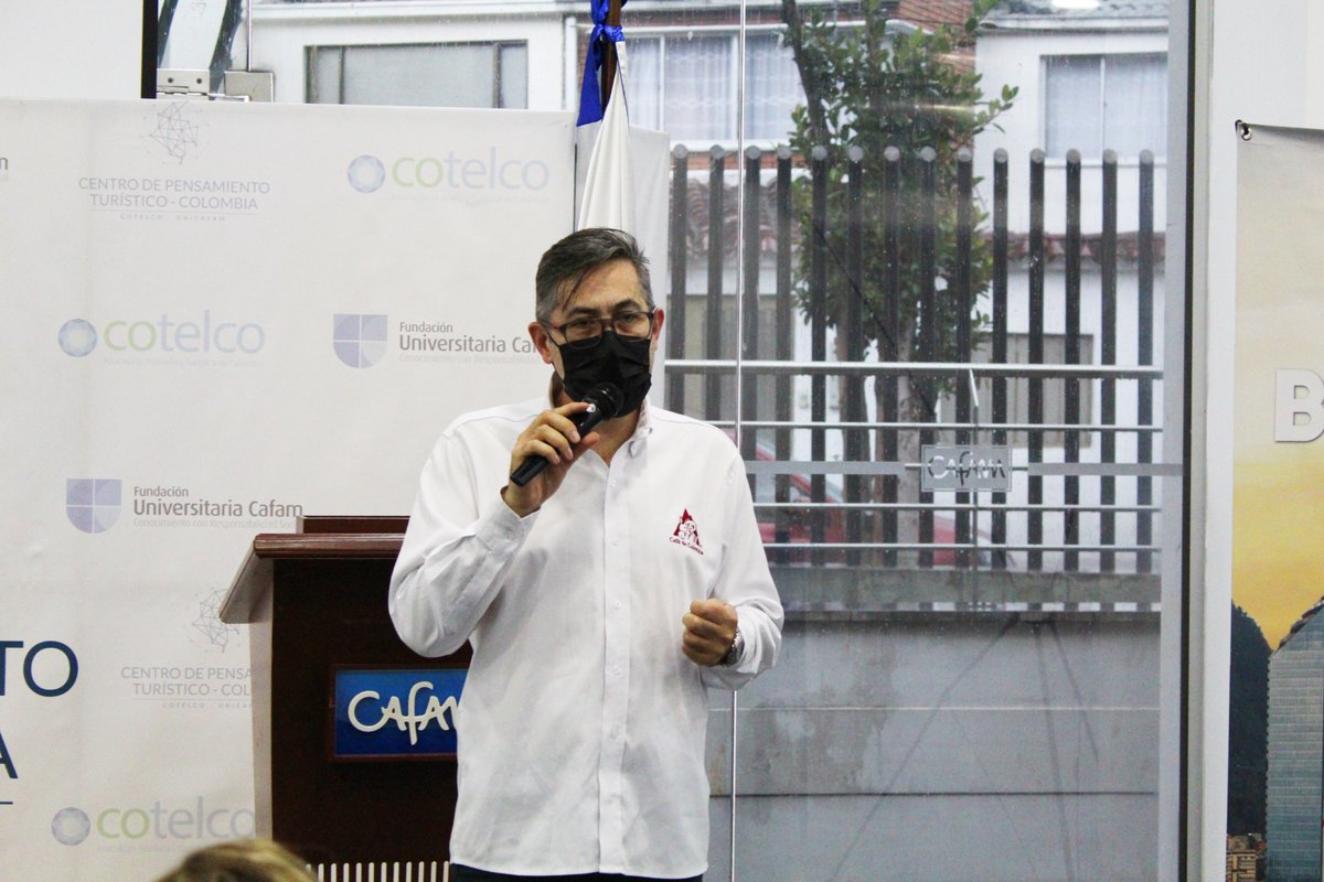 unicafam's tweet image. El día de hoy se llevó a cabo la charla ''Principales errores al comprar y preparar un café 100% colombiano'' por Andrés Elizalde, docente de Barismo y Cultura del café.
Actividad realizada en el marco del evento #MOVE2021. @IDTBogota