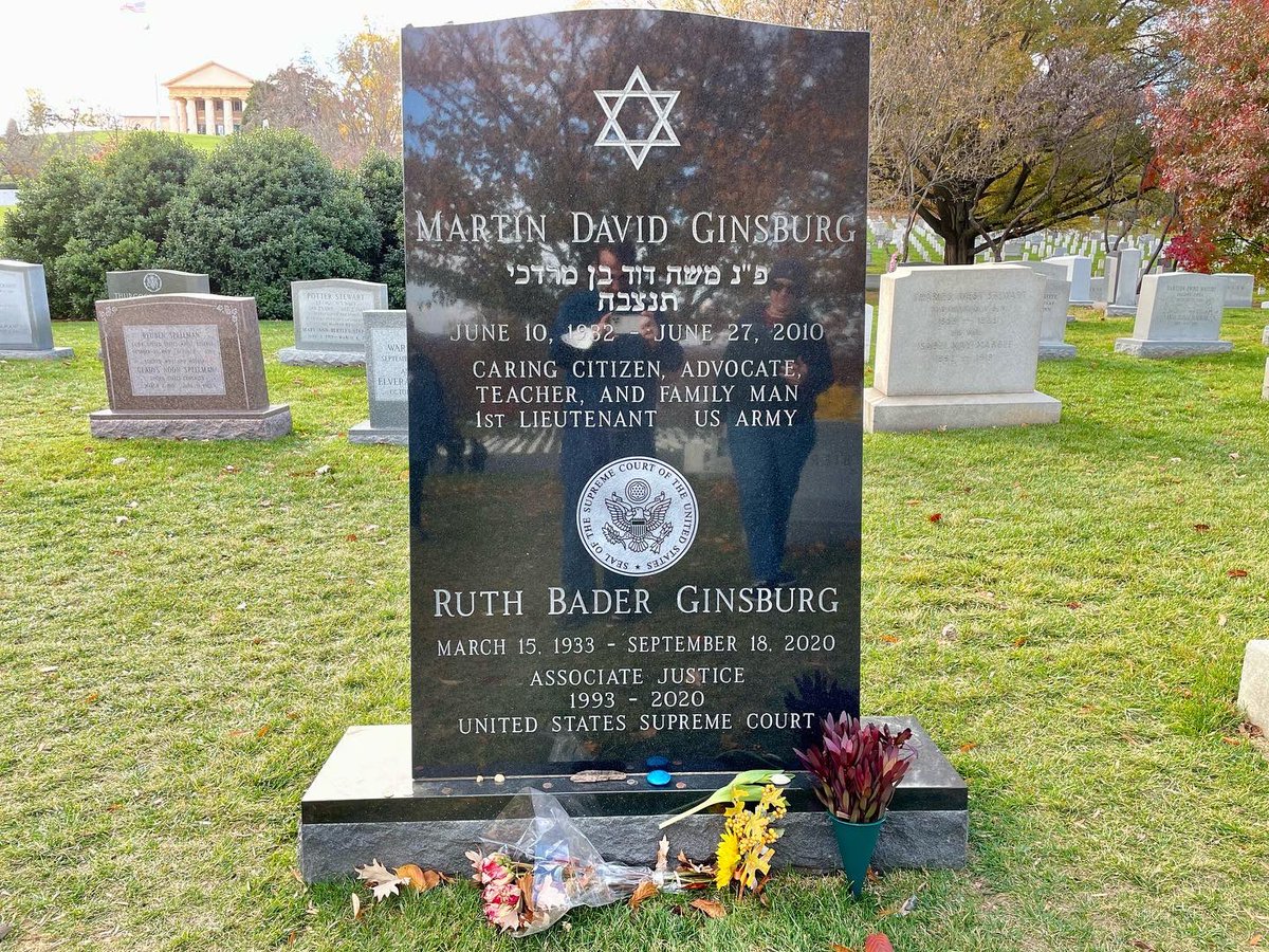 claystorm's tweet photo. Visited #ArlingtonNationalCemetery today. We came so my cousins boyfriend could see the cemetery. We were able to visit the grave of the #NotoriousRGB (Ruth Bader Ginsburg) in addition to most of the regular big stops like Tomb of the Unknown Soldier & Arlington House. (1/2) https://t.co/OmbPhZnJXk