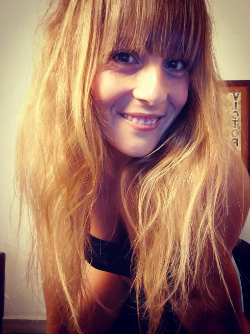 Hola! Nos vemos? 🔥🔥 @EstudiosCimaAPP @EstudiosCima @chicaswebcamero @KiraNahiak @aura_sander @RubiaPicantona<a class="tags" target="_blank" title="On Twitter" href="/?out=eyJ0eXAiOiJKV1QiLCJhbGciOiJIUzUxMiJ9.eyJpYXQiOjE3MjE2NDI3MTEsImlzcyI6InR3cG9ybnN0YXJzLmNvbSIsIm5iZiI6MTcyMTY0MjcxMSwiZXhwIjoxNzUzMTc4NzExLCJyZWRpcmVjdF91cmwiOiJodHRwczovL3R3aXR0ZXIuY29tL0VzdHVkaW9zQ2ltYUFQUCJ9.XVlAc5dB4mkvFs6mPwgQCPCa9ExXPNSh-_eqymKcyKUI8QsAUs0iN3n8Icm5aSsVnpYhYOdj-baIokbafd6W8A">@EstudiosCimaAPP</a><a class="tags" target="_blank" title="On Twitter" href="/?out=eyJ0eXAiOiJKV1QiLCJhbGciOiJIUzUxMiJ9.eyJpYXQiOjE3MjE2NDI3MTEsImlzcyI6InR3cG9ybnN0YXJzLmNvbSIsIm5iZiI6MTcyMTY0MjcxMSwiZXhwIjoxNzUzMTc4NzExLCJyZWRpcmVjdF91cmwiOiJodHRwczovL3R3aXR0ZXIuY29tL0VzdHVkaW9zQ2ltYSJ9.IjJEotGthKTFj-nYp4IseD-0IK-RSYQ_s2XprS5TjEbajDYylxw8hHFGo-MbtSW3AtLEldQZrmyorGe8QHzjBA">@EstudiosCima</a><a class="tags" target="_blank" title="On Twitter" href="/?out=eyJ0eXAiOiJKV1QiLCJhbGciOiJIUzUxMiJ9.eyJpYXQiOjE3MjE2NDI3MTEsImlzcyI6InR3cG9ybnN0YXJzLmNvbSIsIm5iZiI6MTcyMTY0MjcxMSwiZXhwIjoxNzUzMTc4NzExLCJyZWRpcmVjdF91cmwiOiJodHRwczovL3R3aXR0ZXIuY29tL2NoaWNhc3dlYmNhbWVybyJ9.j2vQSU47hDIwAN4DbZmsGMo4pvOMlECGESxnX3e9AS-LoNEmhYq3lTnBxFMeb1ug-M34gVVTGIY8OQnGQSDmVA">@chicaswebcamero</a><a href="/tag/chicascima"class="tags"><span>#chicascima</span></a>