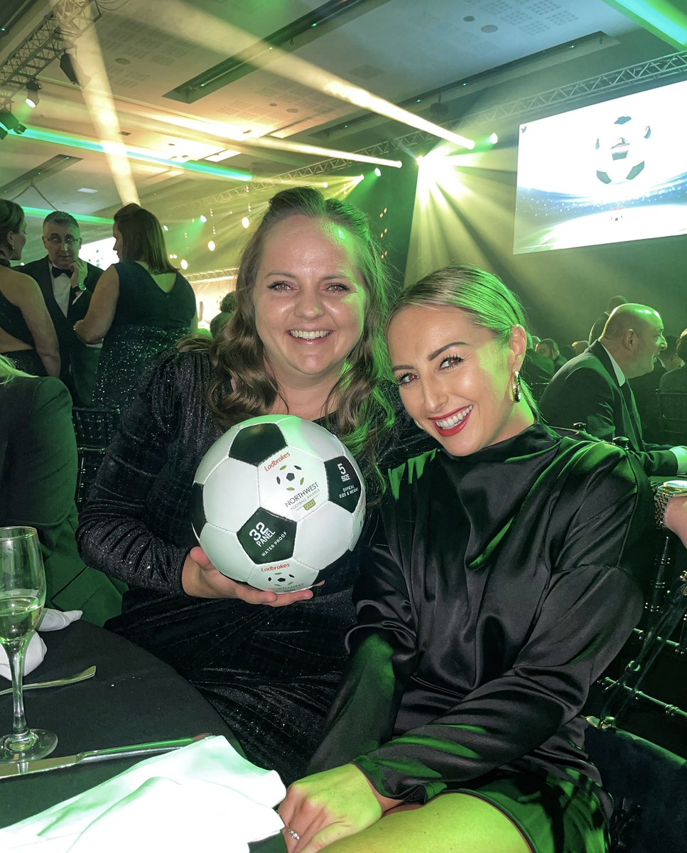 Georgia Zaryckyj (@gzaryckyj) on Twitter photo Loving the <a href="/NWFAwards/">Armstrong Projects Northwest Football Awards</a> with the @WFEFootball team & <a href="/SophieCassidy/">Sophie Paoloni</a> #NWFA2021 #WFE Loving the <a href="/NWFAwards/">Armstrong Projects Northwest Football Awards</a> with the @WFEFootball team & <a href="/SophieCassidy/">Sophie Paoloni</a> #NWFA2021 #WFE
