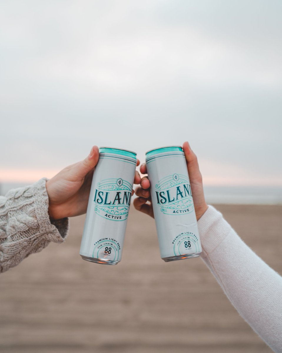 islandbrandsusa's tweet photo. Be Active together π»
#crispcleancrushable #islandactive #activelifestyle #thecleanchoice #88calories #fitness #fitlife #fitspo #betterforyou https://t.co/IklIAUCRkG