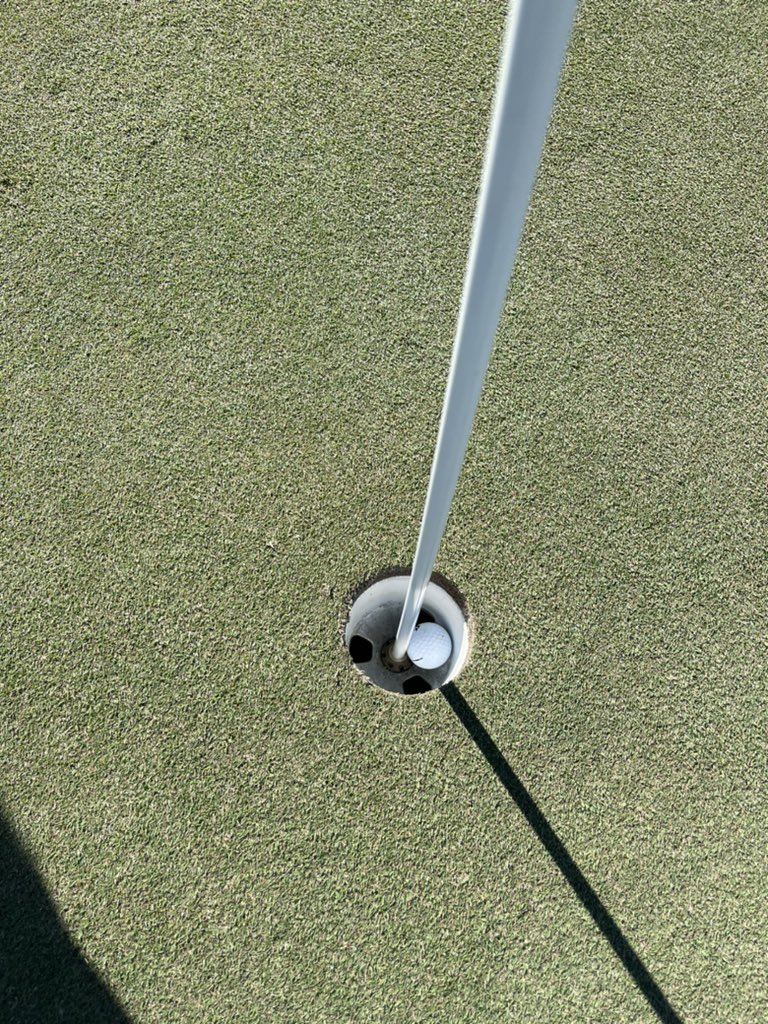 JustinRedeker's tweet photo. @BrendanPorath @the_woke_yolk I think I officially won the backboard challenge today…15th at Memorial Park, hospitality tents still up from the HO, hooked gap wedge off the top of the tent, kicked back onto the green, bottom of the cup. Unreal. https://t.co/rVujLZrtZ9