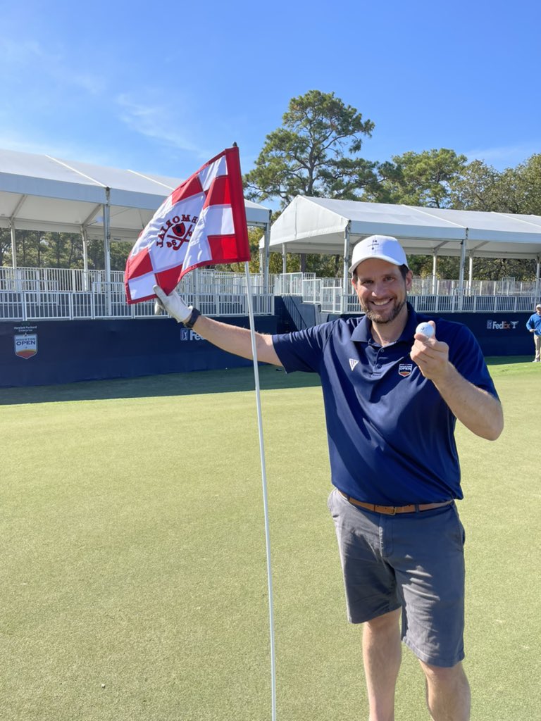 @BrendanPorath @the_woke_yolk I think I officially won the backboard challenge today…15th at Memorial Park, hospitality tents still up from the HO, hooked gap wedge off the top of the tent, kicked back onto the green, bottom of the cup. Unreal.