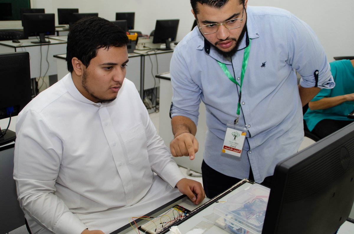 CCKKU's tweet image. اليوم الثاني من تحديات #TechTree في مسار إنترنت الأشياء 😍✨ 
#جامعه_الملك_خالد