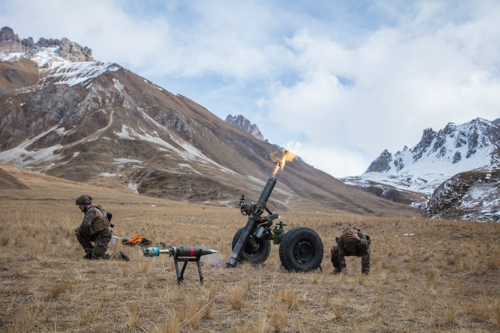 27bim's tweet image. #Cerces2021 les artilleurs du #93RAM en action 💥☄️ @CDC_93eRAM 👊🏻💪🏻@armeedeterre