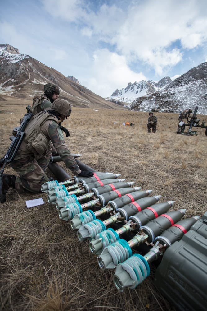 27bim's tweet image. #Cerces2021 les artilleurs du #93RAM en action 💥☄️ @CDC_93eRAM 👊🏻💪🏻@armeedeterre