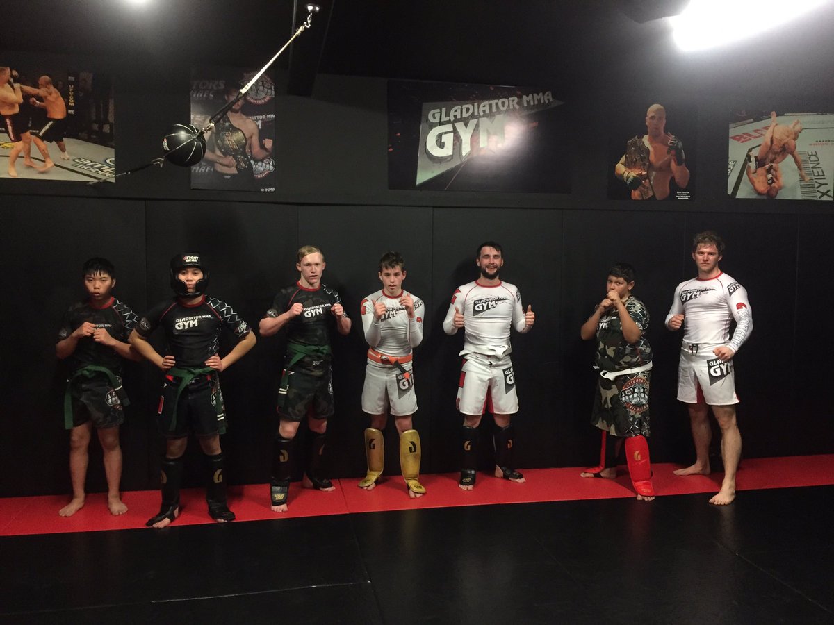 RossPointon's tweet photo. Striking for MMA class #stokeontrent #ufc #ukmma #ukmmascene #mmauk #kickboxing #boxing #sanshou #chineseboxing #brazilianjiujitsu #wrestling #catchwrestling #submissiongrappling #kungfu #karatê #muaythaitraining #selfdefencetraining #ladiesmma #women #men #gfightgear https://t.co/HlSCxzbnkt