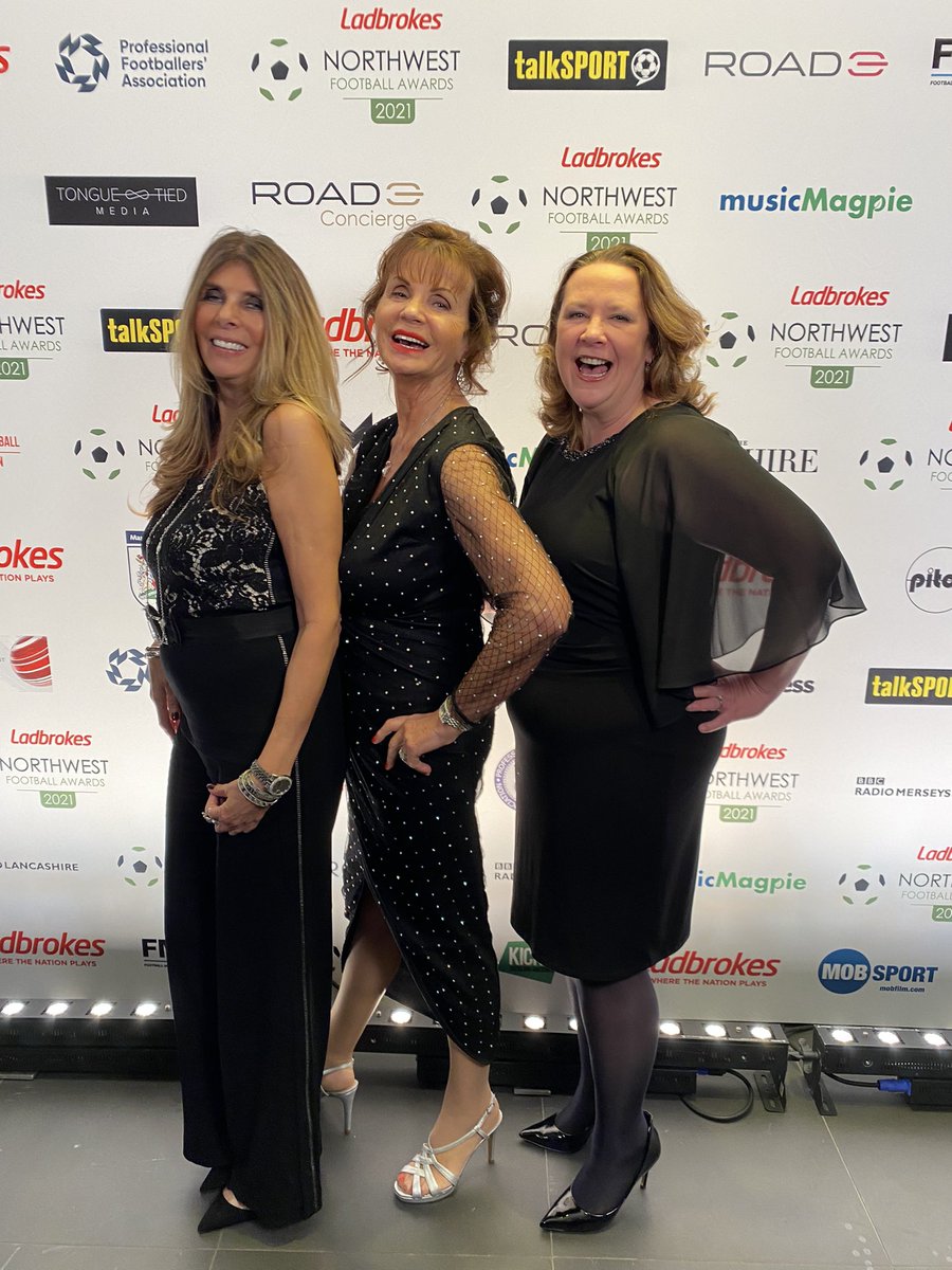 lispeth72's tweet image. #nwfa2021 Loving the awards tonight