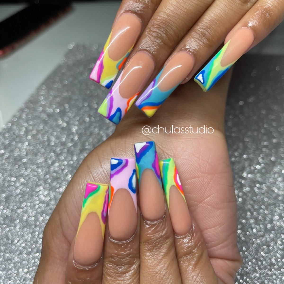 kushmamasita's tweet photo. ✨DM for Nail Appointments
instagram: @chulasstudio 🌸
facebook: Chula’s Studio 💻
📍Winston-Salem, NC
.
.
.
.
.
.
#rainbownails #taperedsquarenails #longnails #winstonsalemnailtech #chulasstudio #winstonnails #instagramnails #gboronails #highpointnails #frenchies #nailart https://t.co/WVgkJT5CDI