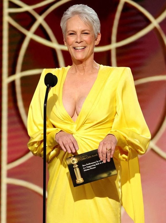 HAPPY BIRTHDAY TO THE SCREAM QUEEN OF MY HEART, JAMIE LEE CURTIS!!! 