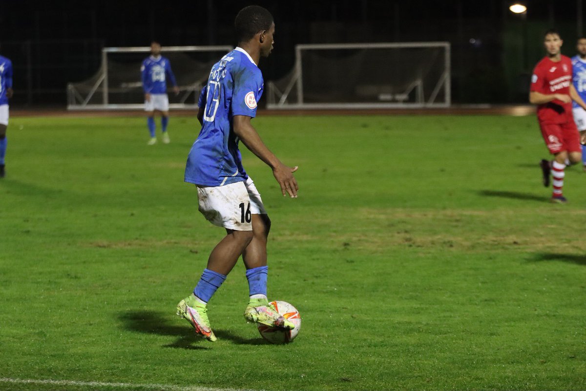 La derrota no es el peor de los fracasos . No intentarlo es el verdadero fracaso. Vamos <a href="/CDManchegoCReal/">Club Deportivo Manchego</a>