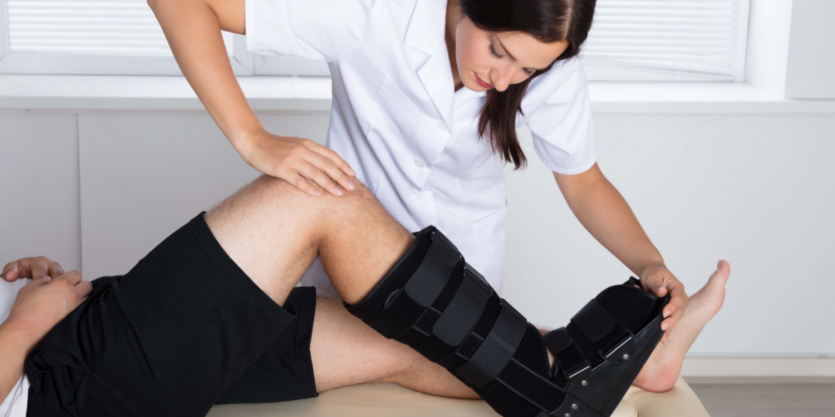 La necesidad de una ortesis post quirúrgica es clave para la recuperación después de una operación, la comodidad del paciente y tener la seguridad del cumplimiento de la prescripción del facultativo. 
Lee la noticia completa aquí 👉⁣emo.es/post-quirurgic…
⁣
#CalidadEMO