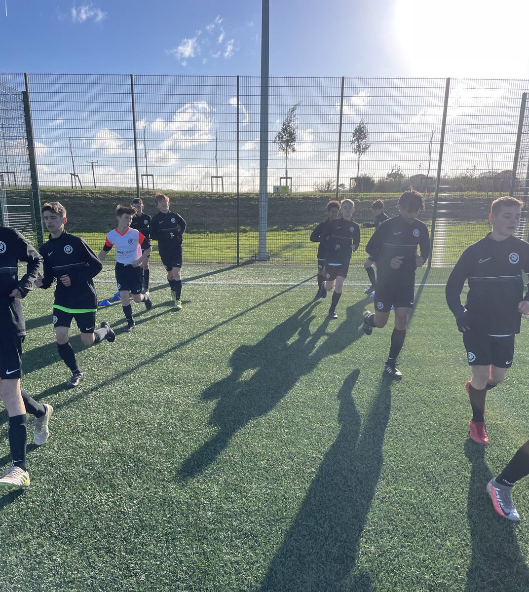 TUacademy_sdc's tweet photo. Today our #PDAHigh school team put in valiant display but sadly were knocked out the @SchoolsFootball cup against a very good @thomashardye team losing 3-2. #GoodEffortLads https://t.co/jioSkW7qa8