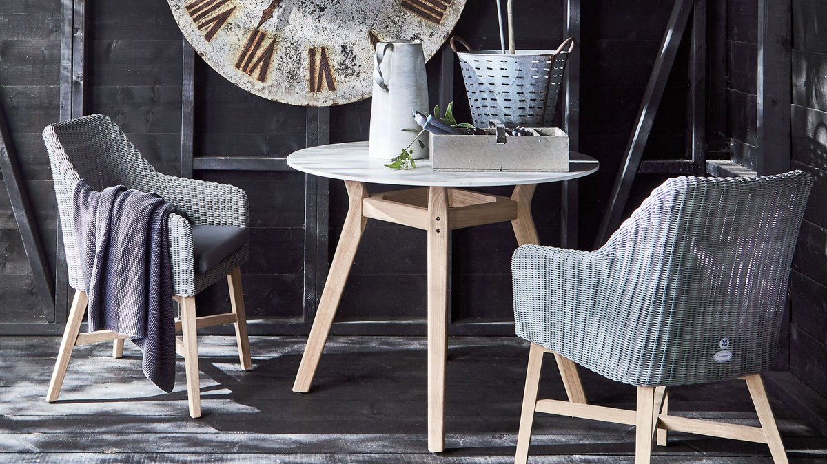 An investment in your furniture is an investment in your future. Opting for premium pieces guarantees unrivalled durability, comfort and quality that's instantly apparent. Discover our top 5 reasons why you should invest in your furniture 🛋