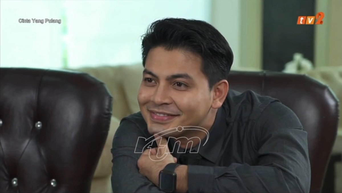 Aloooo Noah. Cair lah kte macam ni tgk senyum tu manis sangat 😆❤️