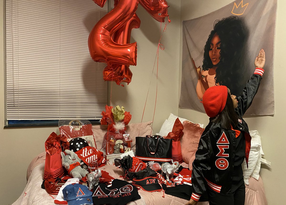 nessroshay's tweet photo. “mama don’t you cry, I’ll be a Delta ‘till I die”
It’s been a LOOOONGGG road, but I made it!!!!
allow me to reintroduce myself… in Delta land I’m known as Amenable Pursuit
OOO-OOP 🐘🔺
#12Club #AOML #FA21 #50VOT https://t.co/xcq5IsvZEy