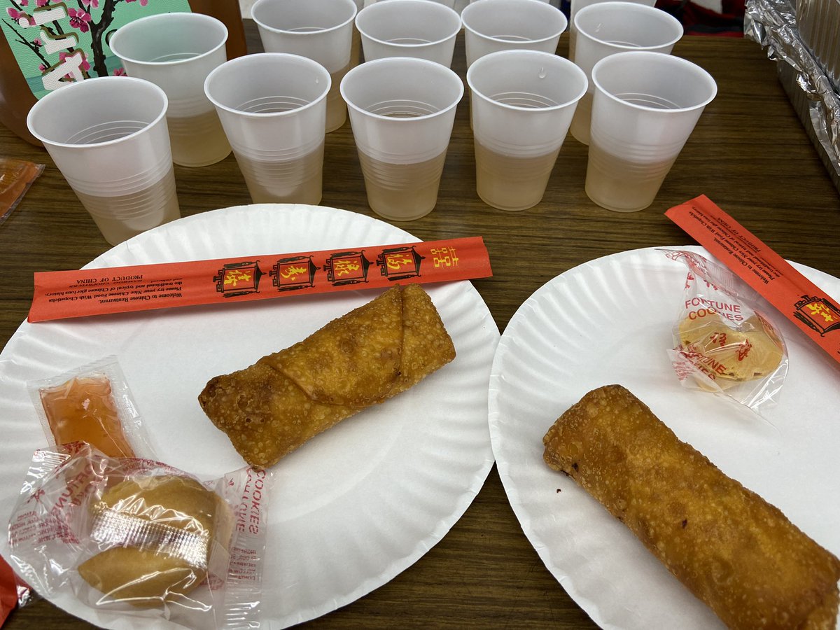 Sarah_PVA's tweet photo. Now that’s a great end to our ancient China unit. @PowElem @jtf326 #ancientChina #VASOLs #3rdgrade https://t.co/jiV3hwan7j