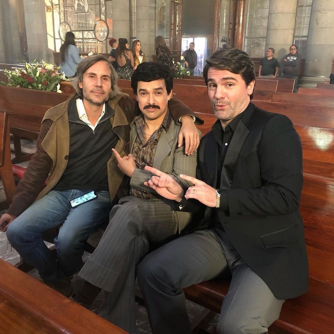 GorkaLasaosa's tweet photo. The one and only #andybaiz.
.
Una de las mentes más sorprendentes y eficientes en un set de rodaje que he visto jamás. Genio. 🙌🙌🙌🙌🙌
.
@NarcosNetflix @Alejo_Edda https://t.co/zfTpagwyio