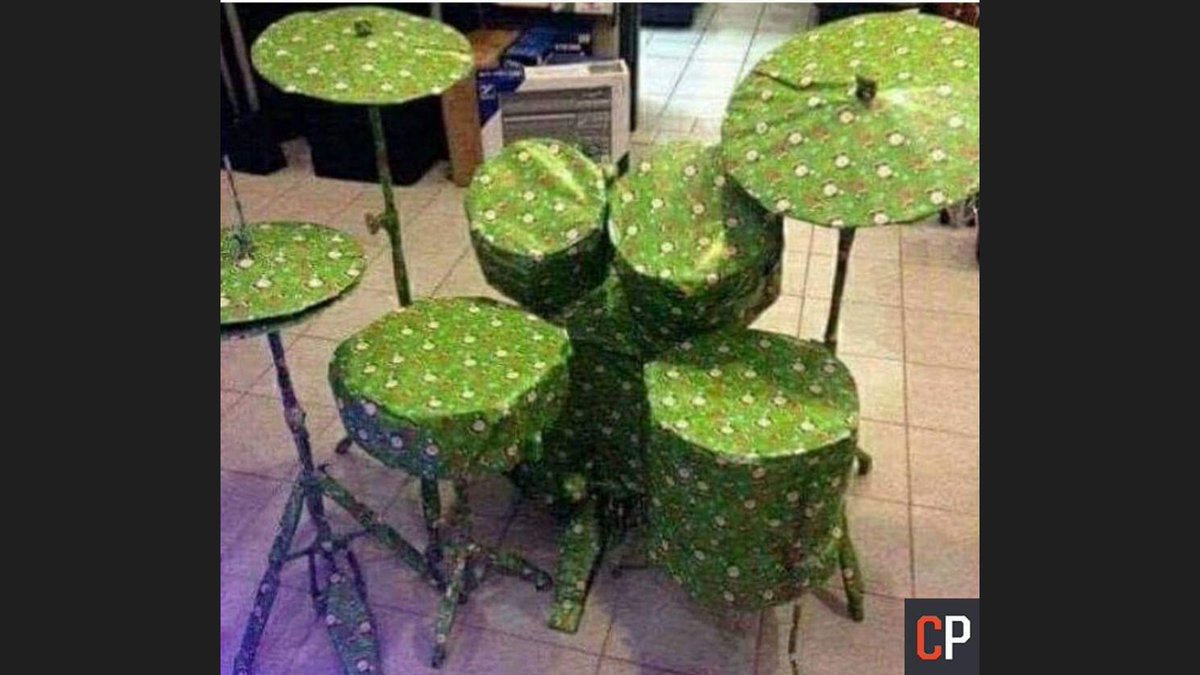 ProvizSports's tweet photo. "I hope it's a new bike!"

#cyclinghumour #cyclinglife https://t.co/hbhJN8IMZU
