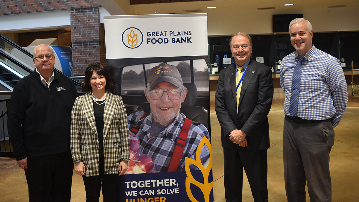 As they have each year since 2007, students and local leaders passionate about ending hunger came together inside the @fdome to talk about <a href="/fillthedome/">Fill The Dome</a>. Thank you for your work in the fight to end hunger! #greatplainsfoodbank #HeartsSolveHunger #fillthedome