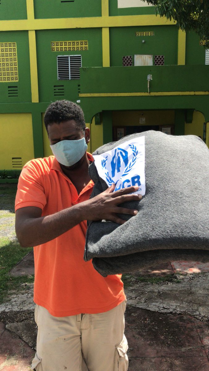 AertkerMiriam's tweet photo. Our friends at the #SureFoundation sent us some photos from their distribution of UNHCR core relief items to people in need at the Shamrock Home for Displaced Men and the Mothers' Union Home for Children... as well as some of the sustainable agriculture projects they support! https://t.co/Je2KDQf7qb