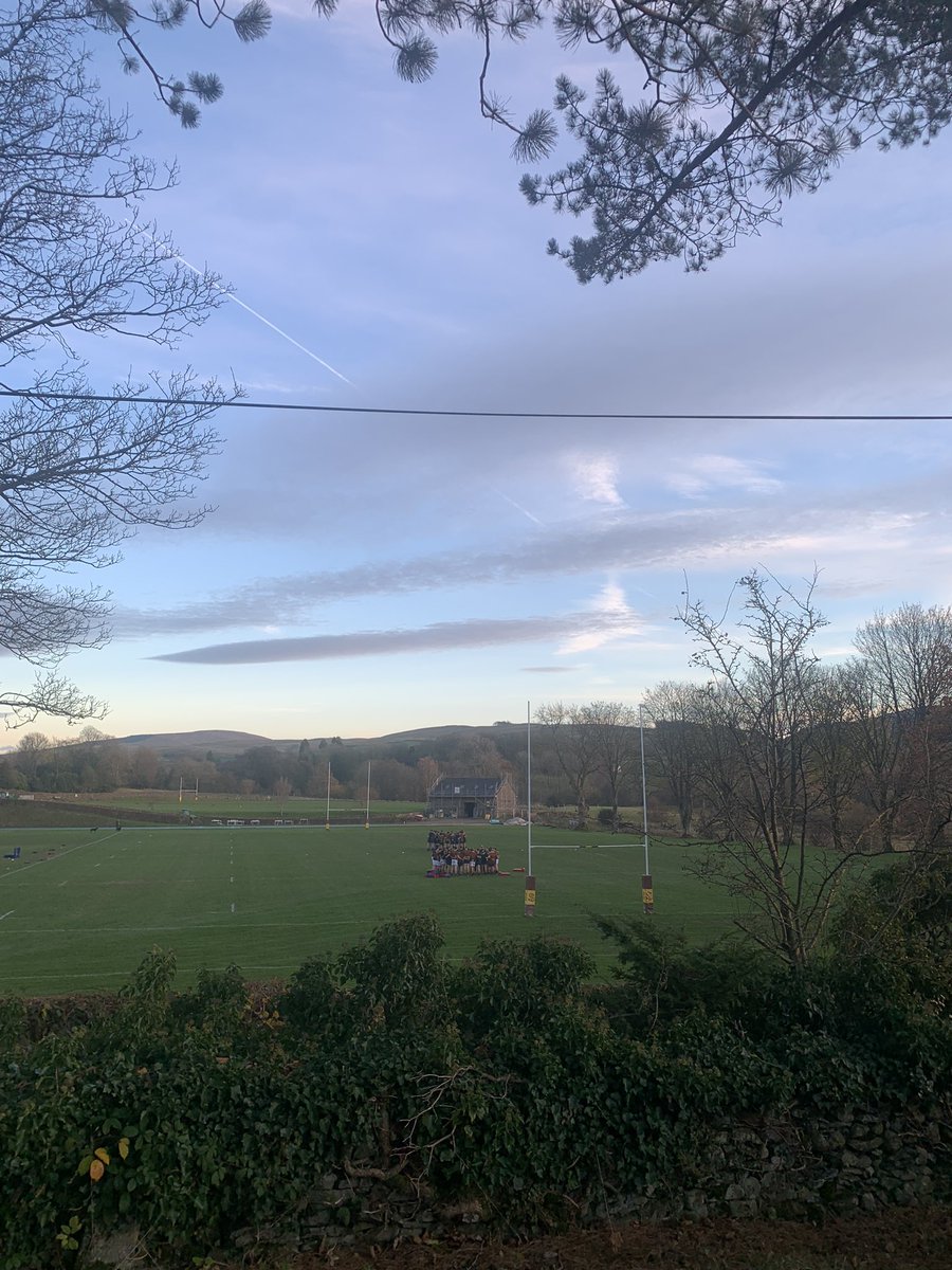 patrickfoster02's tweet photo. Great visit to @SedberghSchool this afternoon. It’s a long way away from home but worth it for the incredible response I received from the pupils and for the breathtaking views from the school. Even got to watch the iconic @TheBrownSSFC train for a few minutes. Some place 🏉 https://t.co/BnryPkhREv