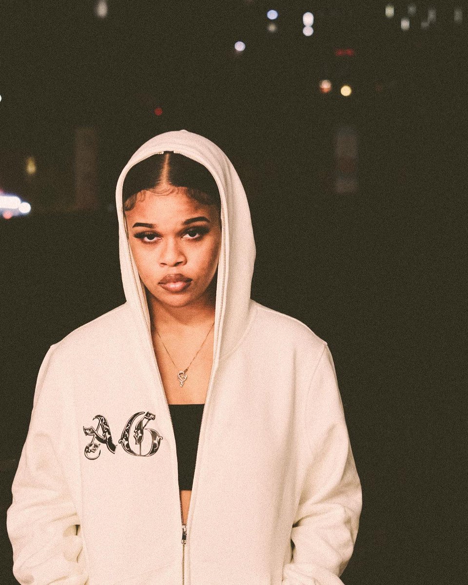 GIVENCHYBASTARD tweet media