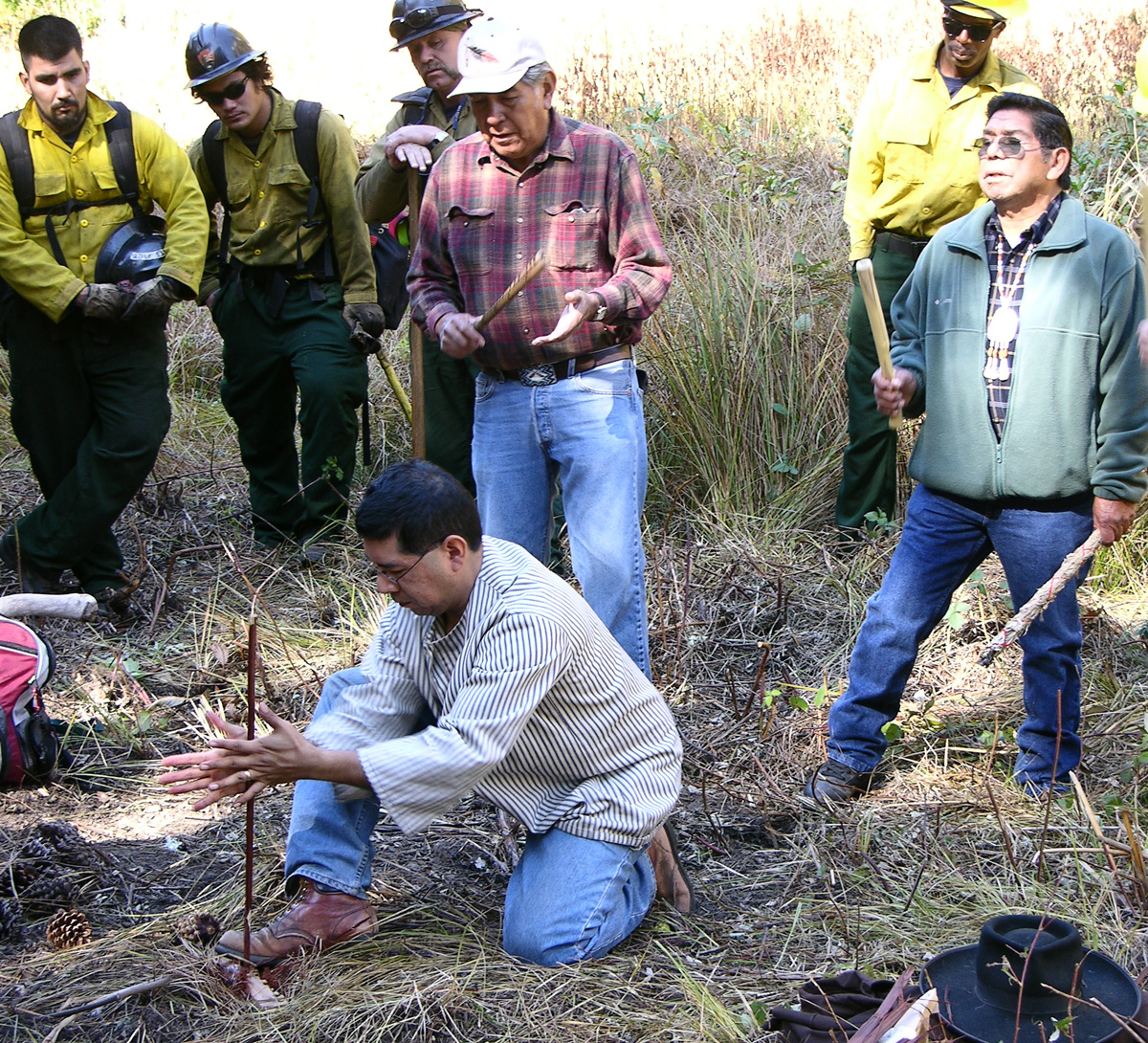 FireAviationNPS's tweet photo. Fire was integral to many Indigenous peoples’ way of life for many millenia. Read about their historical use of fire, how Indigenous fire practices shape our land: https://t.co/AkSxzAC34e     #NativeAmericanHeritage #NPSFire https://t.co/tpz2kP0bn3