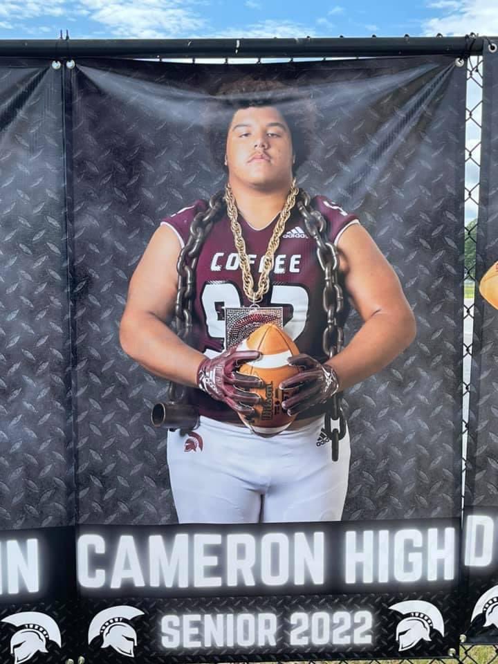 TheMQCWestside's tweet photo. I swear @CameronHigh4 got better and better each year. Senior year was no exception. 86 tkls 23 QB hurries 13 TLF’s and 5 sacks from his DL position in just 10 games. Proud of you son 💯💯💯 https://t.co/HNAYEG35Kc