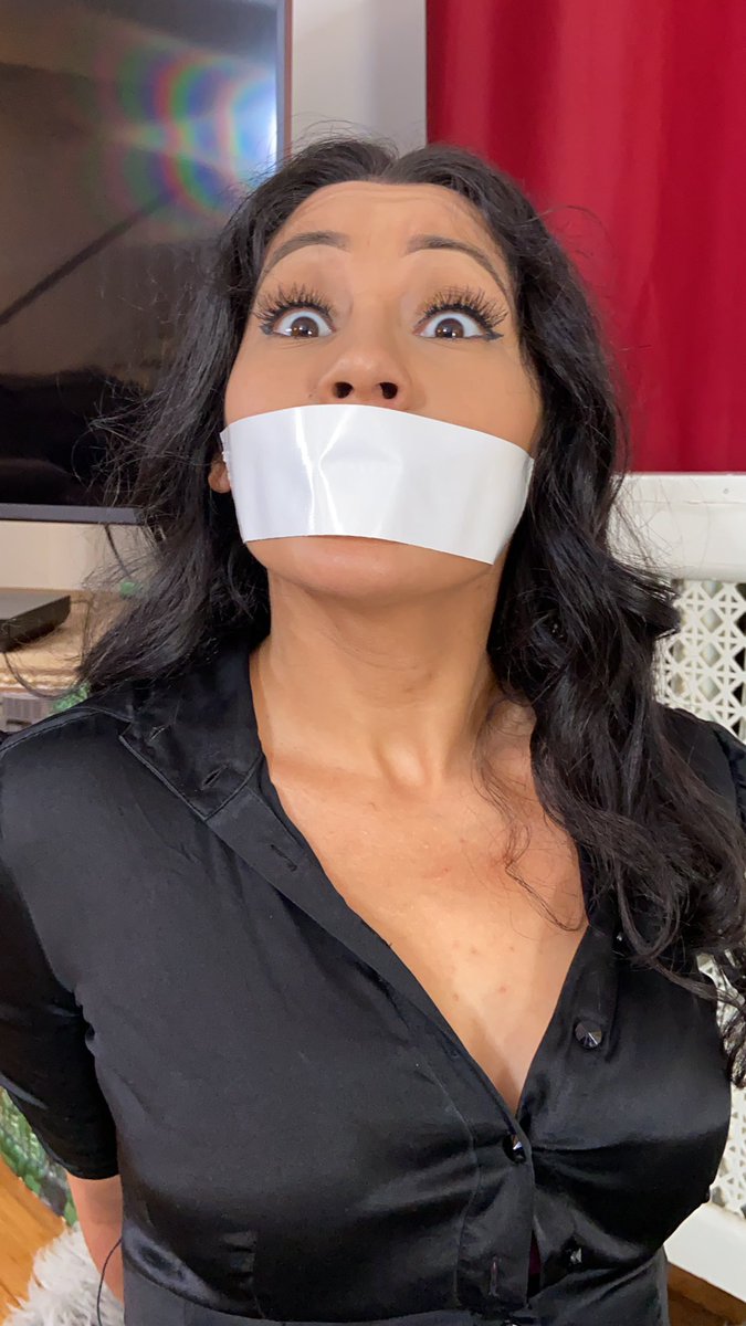 MLuvaboy's tweet photo. 🤫 @EnchantressSahr 🤫

#Bondage #Bdsm #Gagged #TapeGagged #TapeGag #Bound #TiedUp #Damel #Sahrye https://t.co/keL6z8bNgT