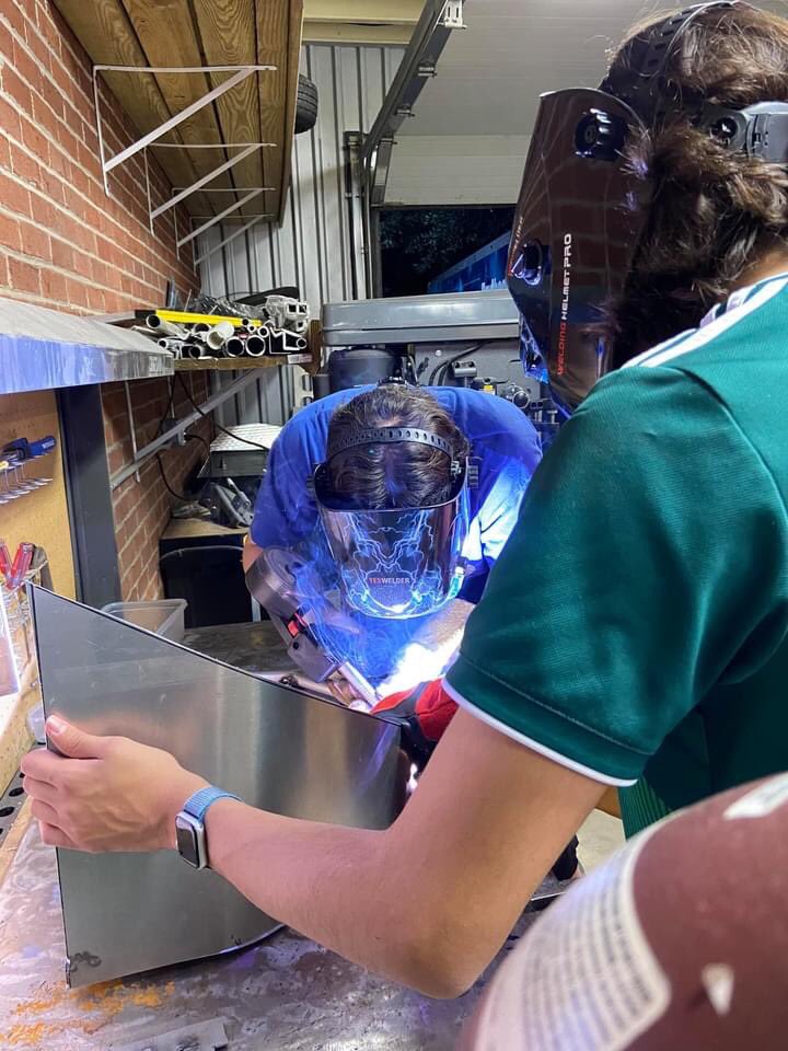 HighSchoolSolar's tweet photo. High School solar car teams from across the country are working on their vehicles in preparation for the 2022 Solar Car Challenge.  Hosted by Texas Instruments.
@TXInstruments
#stemeducation
#stem 
#solarcar 
#highschoolsolar https://t.co/vD2r78GOWC